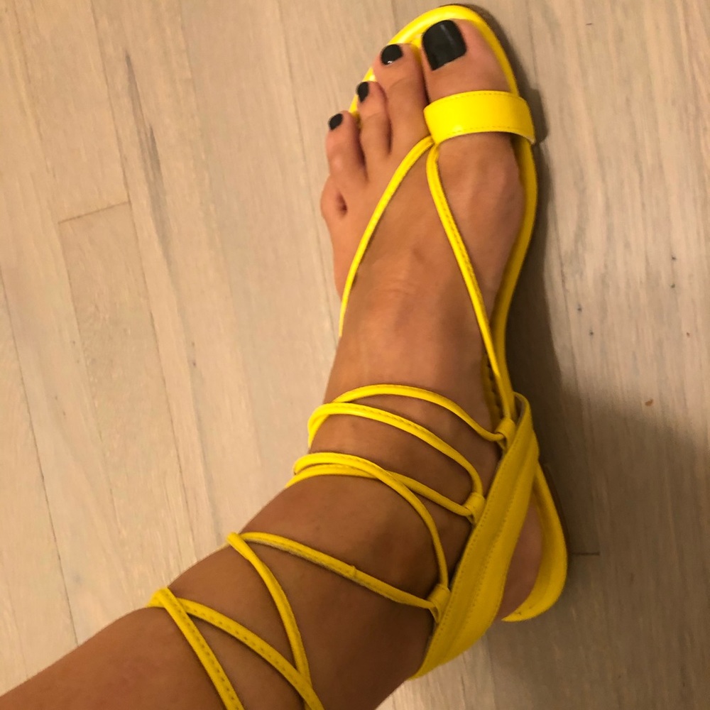 Stuart Weitzman Lasso gladiator sandal